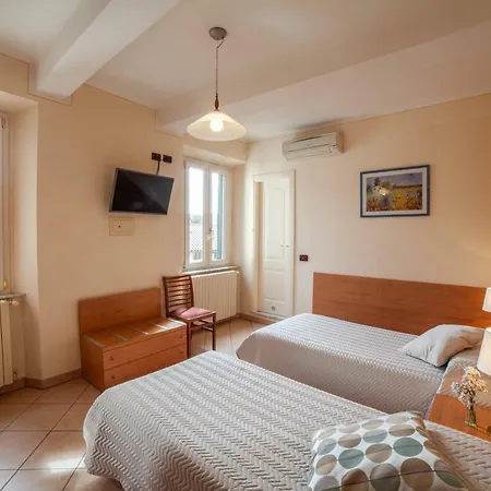 Bed & Breakfast Eliseo Ristorante 3*